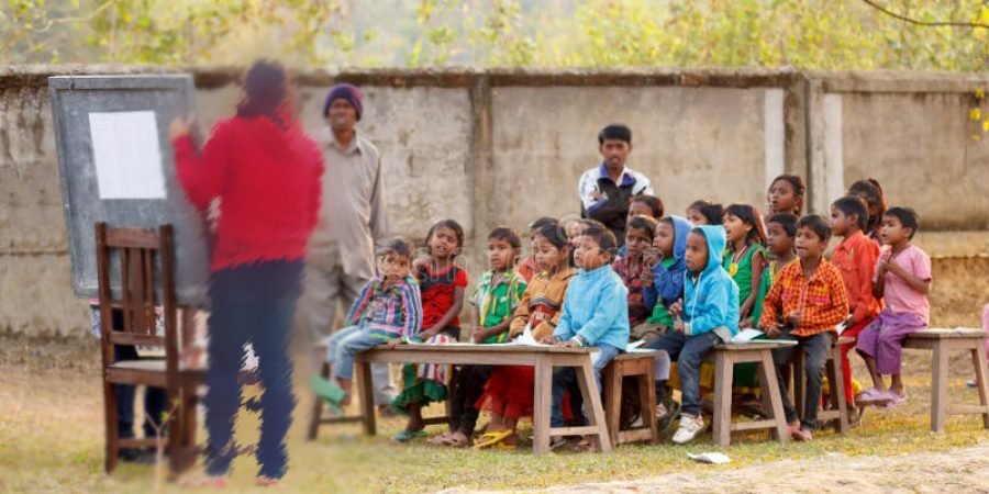 rural-education-ngo-activities-teaching-young-indian-children-india-outdoors-temporary-class